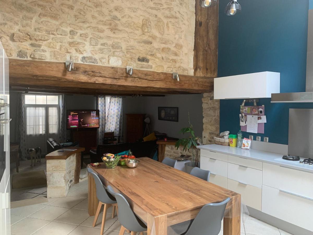 Villa Les 5 Timbres à Montpellier-de-Médillan Extérieur photo