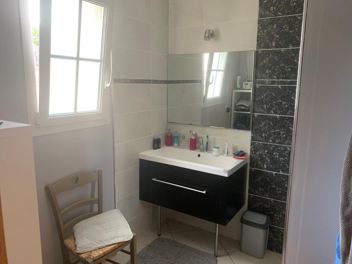 Villa Les 5 Timbres à Montpellier-de-Médillan Extérieur photo