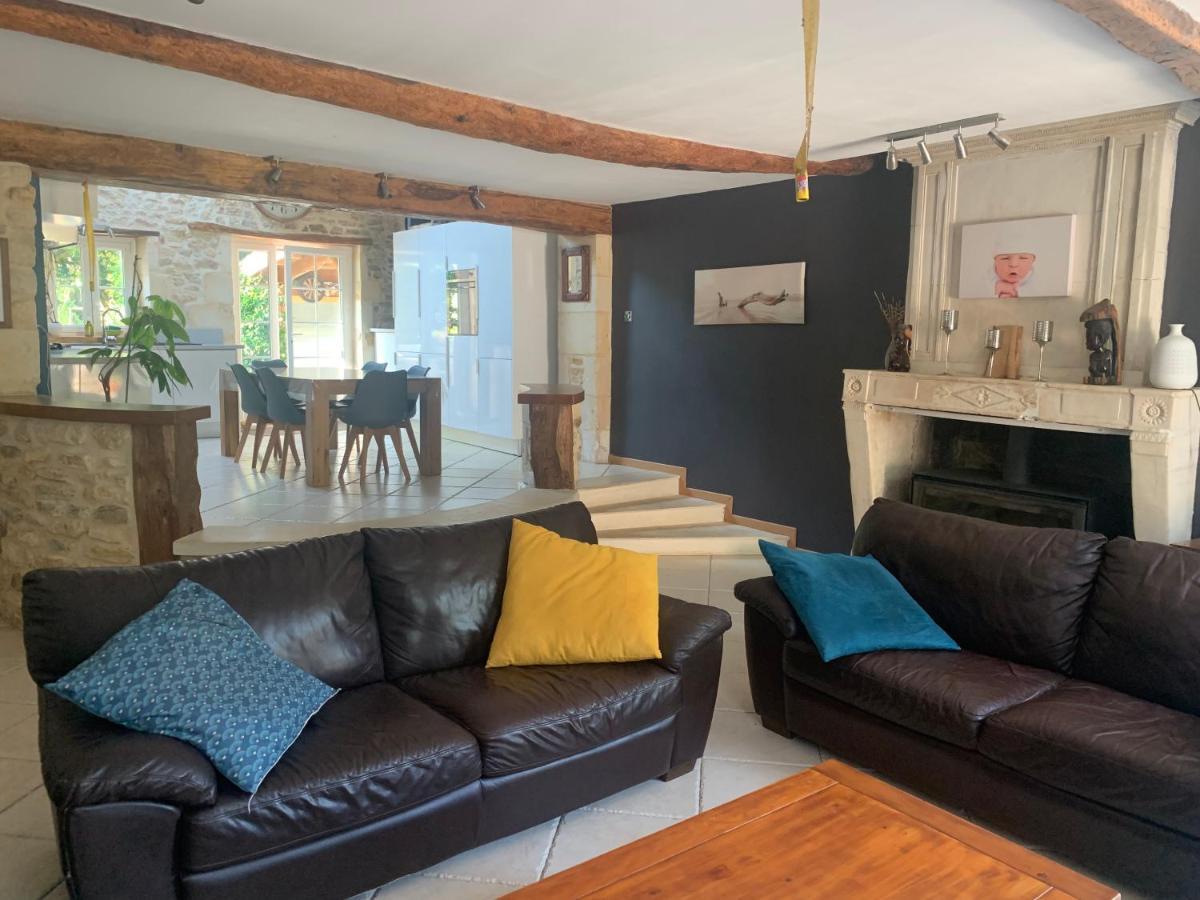 Villa Les 5 Timbres à Montpellier-de-Médillan Extérieur photo