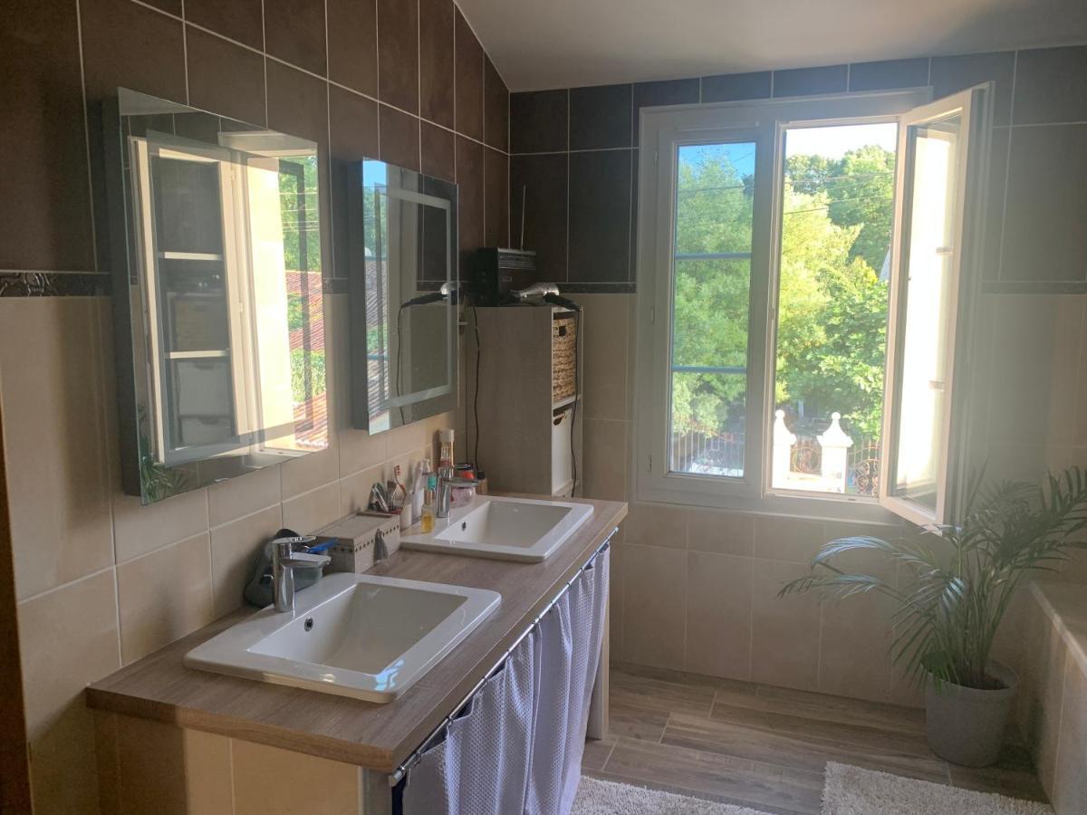 Villa Les 5 Timbres à Montpellier-de-Médillan Extérieur photo