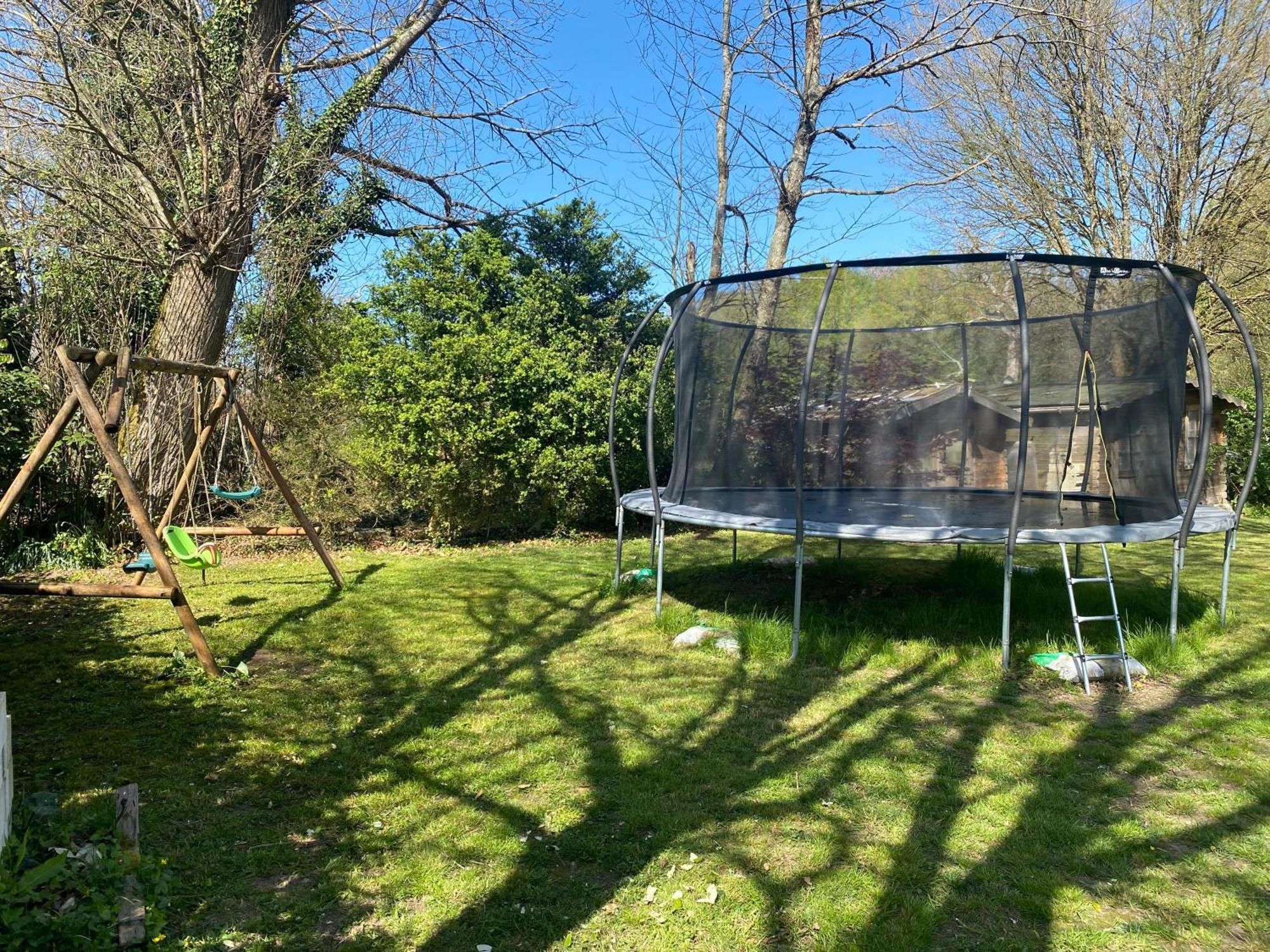 Villa Les 5 Timbres à Montpellier-de-Médillan Extérieur photo